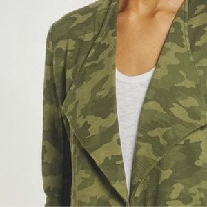 C.A.S.L.O.N Drape Collar Women's Knit Blazer Olive Camo